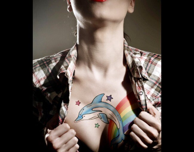 Girls Check Their Boobs In The Mirror Here Are 5 Weird And Funny Things Girls Love To Do With Their Boobs Sexual Health Photo Gallery India Com Photogallery