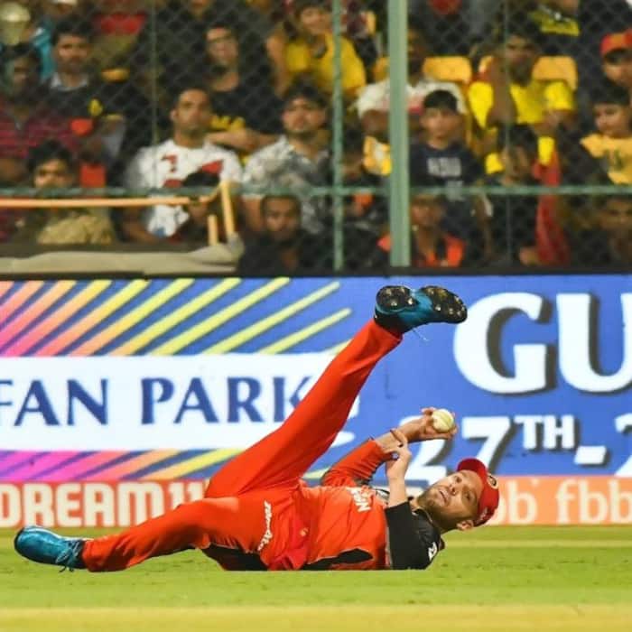 1  AB de Villiers   Most catches in a season
