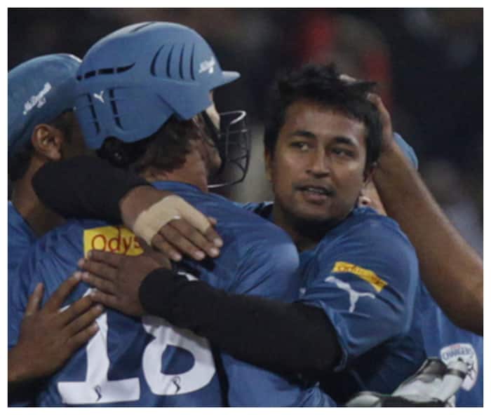 10  Pragyan Ojha   18 wickets