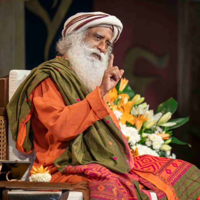 10 quotes on Devi by Sadhguru Jaggi Vasudev