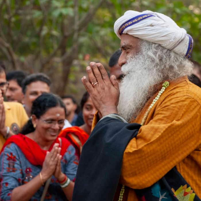 10 quotes on Devi by Sadhguru Jaggi Vasudev