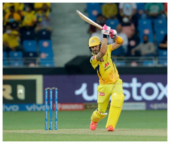 2  Faf du Plessis   633 runs