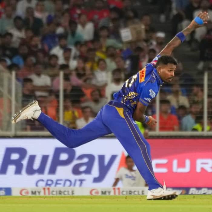 2  Hardik Pandya