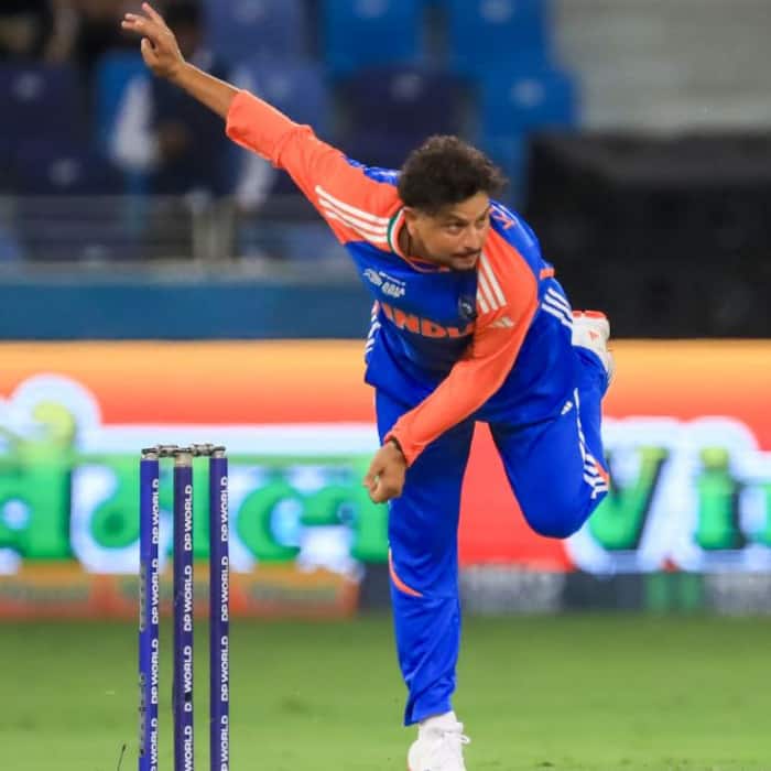 2. Varun Chakravarthy and Kuldeep Yadav vs Sufiyan Muqeem and Abrar Ahmed