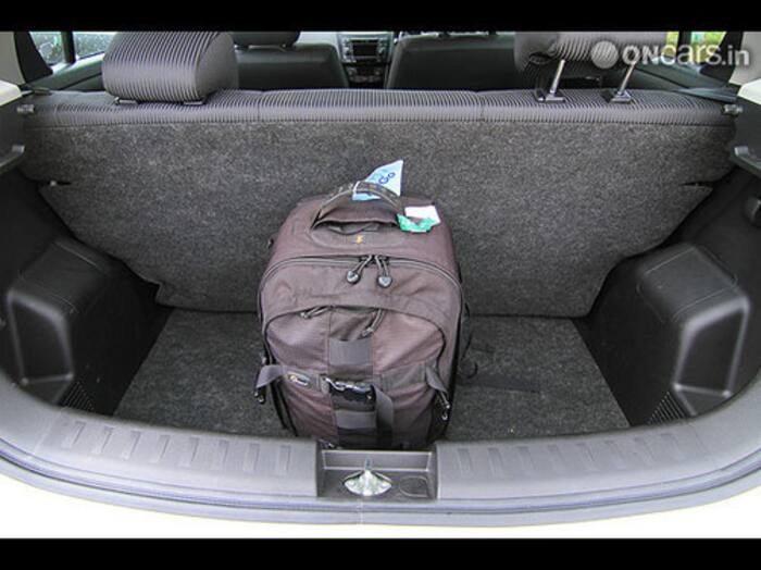 2011 Maruti Suzuki Swift Interior-img14