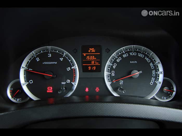 2011 Maruti Suzuki Swift Interior-img6