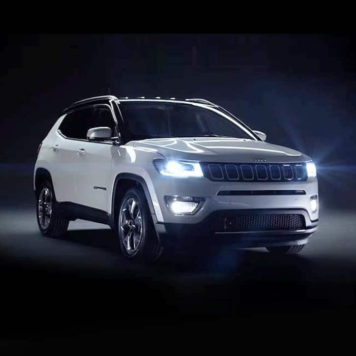 2017 Jeep Compass roof gets dual pane sunroof