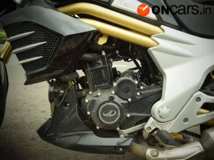 294.72 CC liquid cooled 4 Valve engine with electronic fuel injection