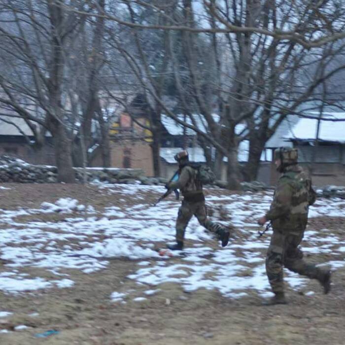 3 militants killed in gunfight with security forces in Jammu and Kashmirs Anantnag district
