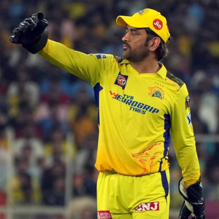 3  MS Dhoni