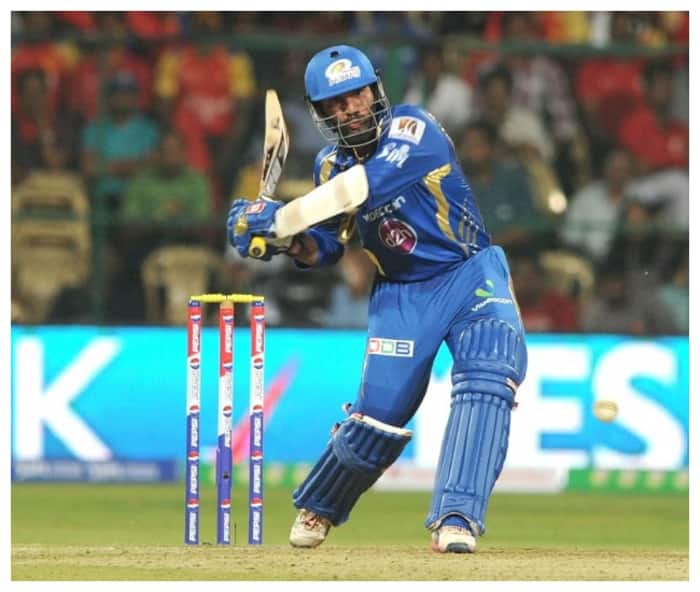 4  Dinesh Karthik