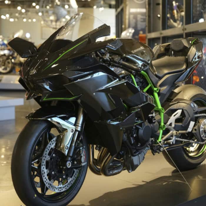 4  Kawasaki Ninja H2R