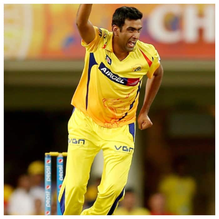4. Ravichandran Ashwin - 221 sixes