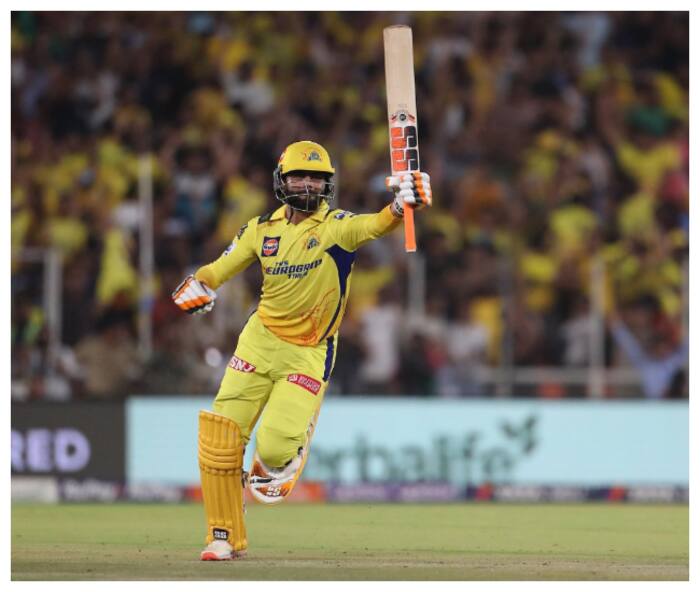 5  Ravindra Jadeja   1939 runs