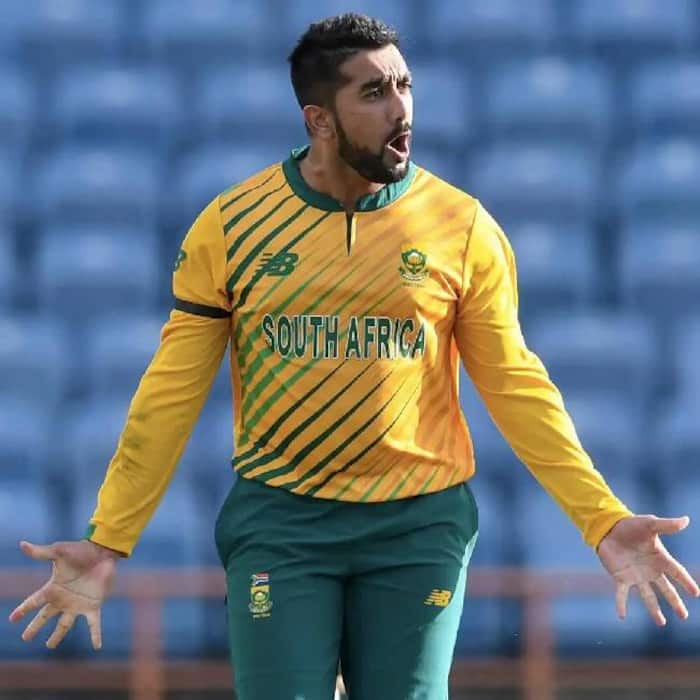 7  Tabraiz Shamsi