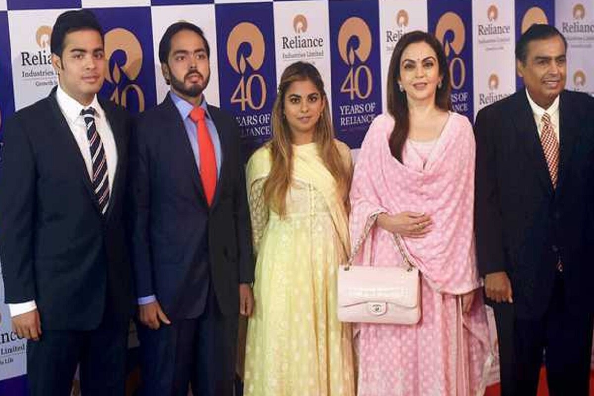 salary-package-of-mukesh-ambani-s-kids-isha-akash-and-anant-ambani