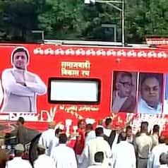 Samajwadi party’s Vikas Rath Yatra: Mulayam Singh Yadav flags off CM Akhilesh Yadav’s yatra in Lucknow