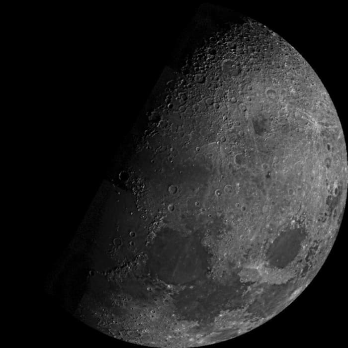Full moon captured by Expedition 40 crew member on the International ...