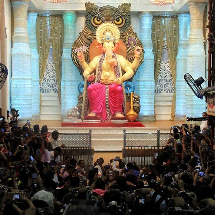 a-view-of-first-look-of-ganesh-idol-in-mumbai-s-lalbaugcha-raja