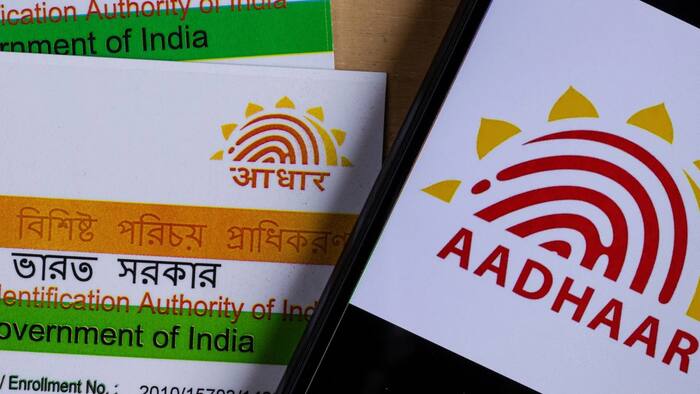 aadhar main