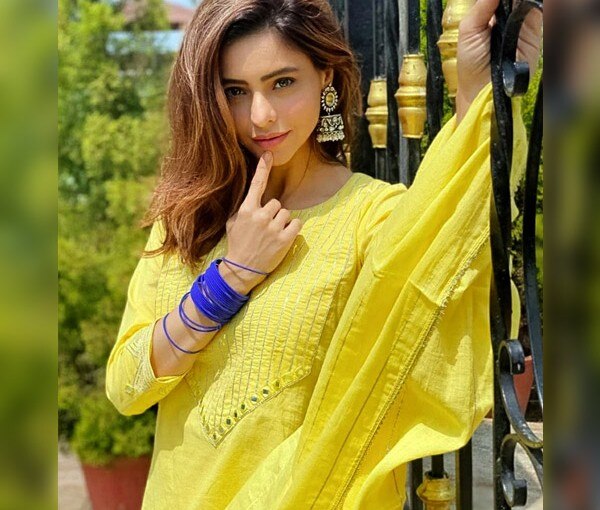 aamna-sharif-as-komolika-in-kasautii-zindagii-kay