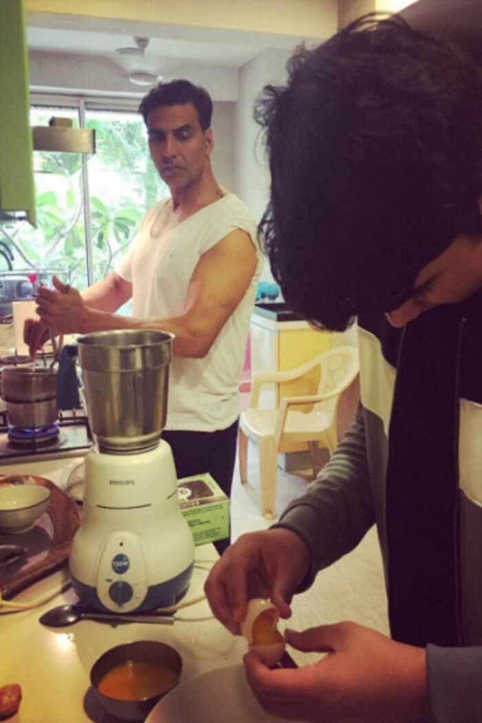 Aarav Bhatia’s cooking session with dad Akshay Kumar