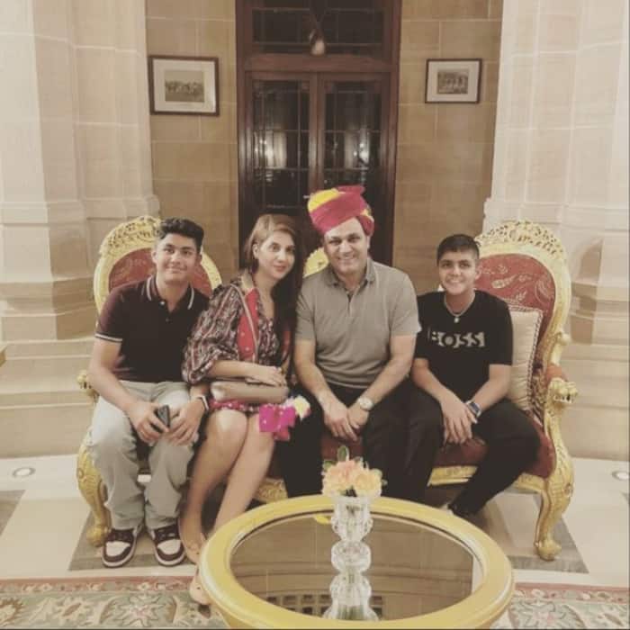 Aarti Ahlawat and Virender Sehwag hav 2 sons