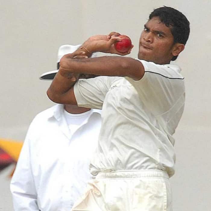 Aavishkar Salvi claimed 7 wickets in 7 IPL matches