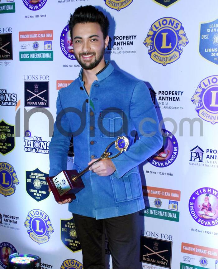 Aayush Sharma won the Best Debut award