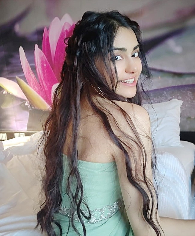 Adah Sharma Stun Fans With Her Bold Look