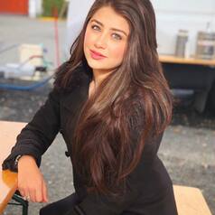 7 pics of Yeh Hai Mohabbatein’s Aditi Bhatia’s showing how she is a tough competition to Bollywood star kids!