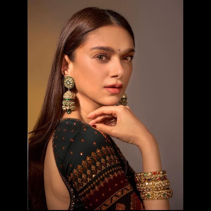 Aditi Rao Hydari exudes timeless elegance in this captivating attire