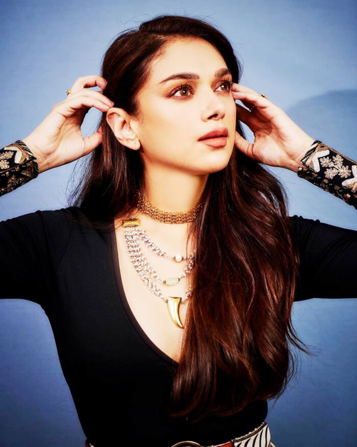 Aditi Rao Hydari Makes Heads Turn in Latest Photo