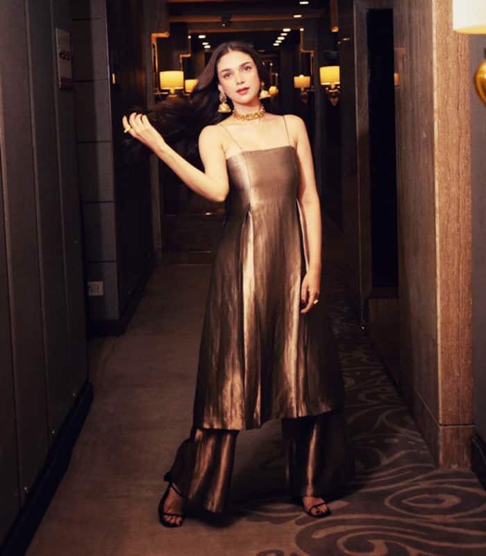 Aditi Rao Hydari Makes Jaws Drop in Metallic Suit