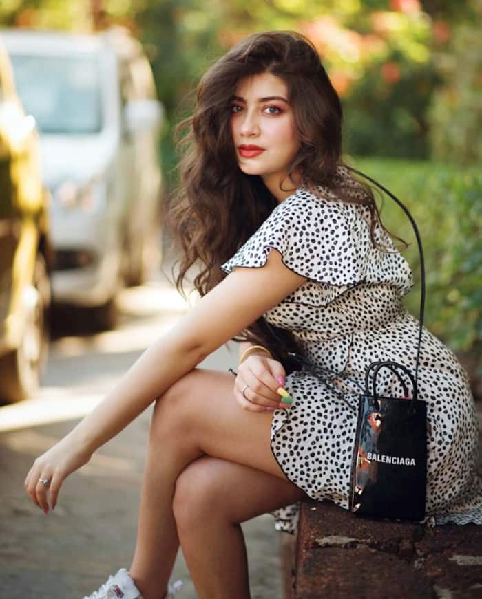 Aditi sultry sexy Look