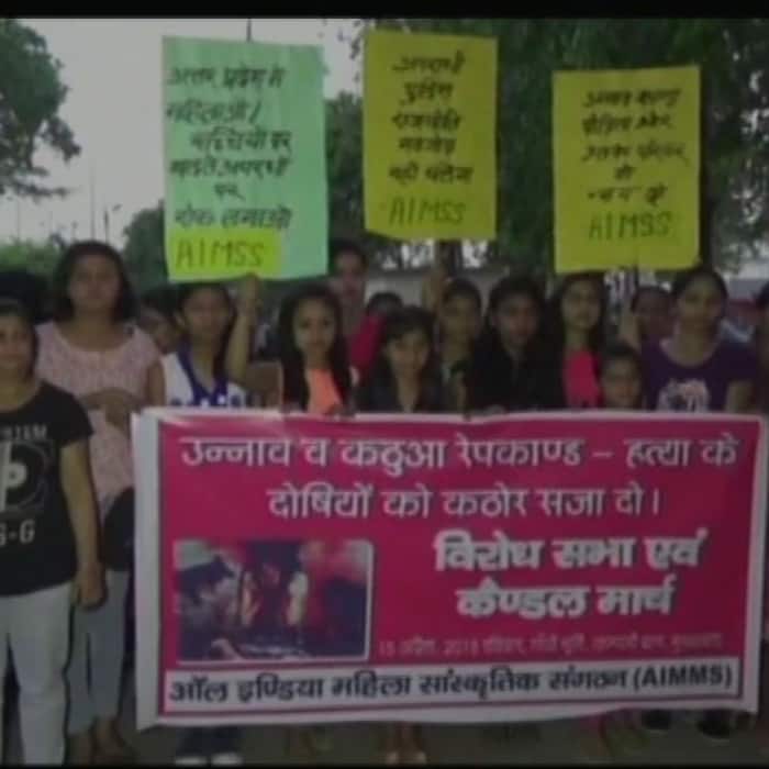 AIMSS   s candle march against Unnao and Kathua rape case