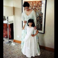 PHOTOS: Aishwarya Rai Bachchan hoists Indian flag with daughter Aaradhya in Melbourne!