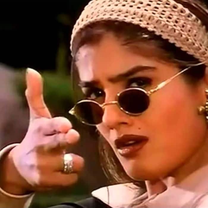 Akhiyon Se Goli Maare from Dulhe Raaja movie