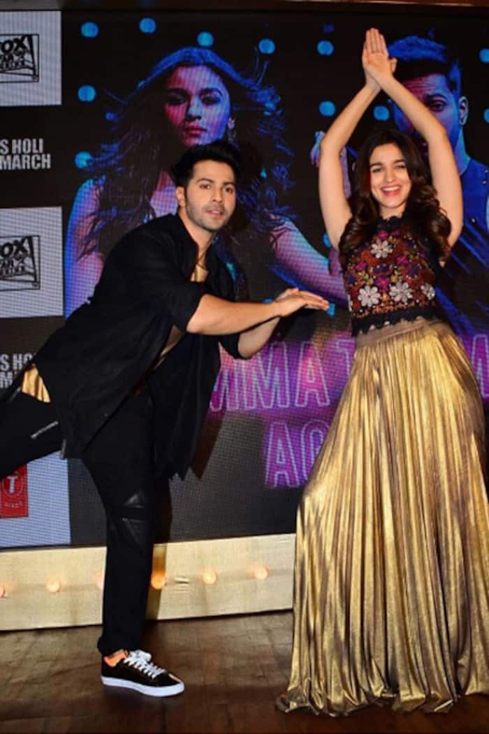 Alia Bhatt shares a picture with Varun Dhawan on Instagram