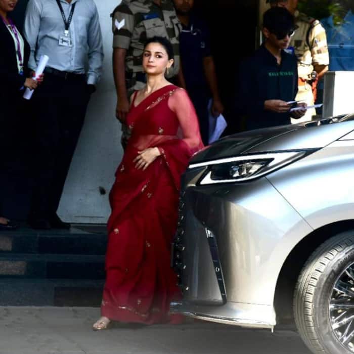 Alia Bhatt s breath taking red saree