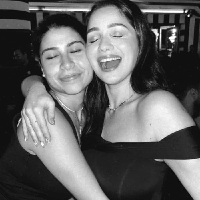 Alisha posted another picture with Sara