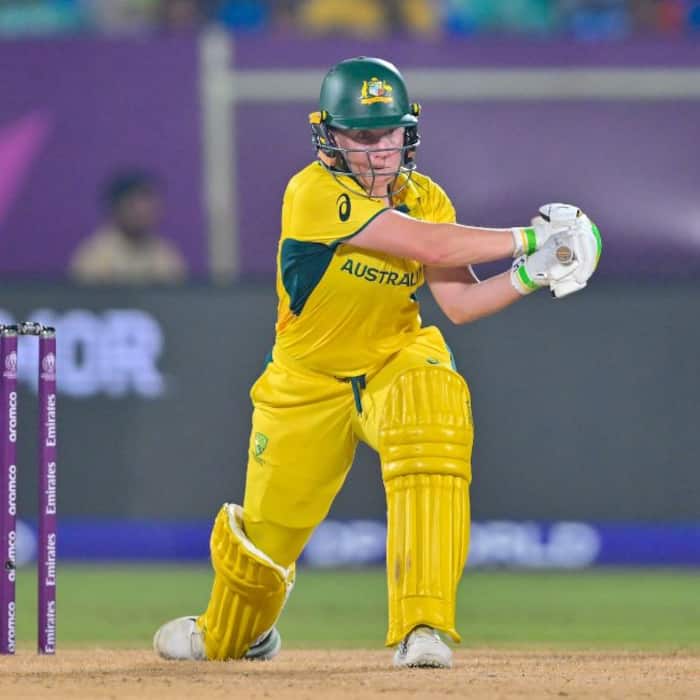 Alyssa Healys 142 helped Australia chase down 331 to win