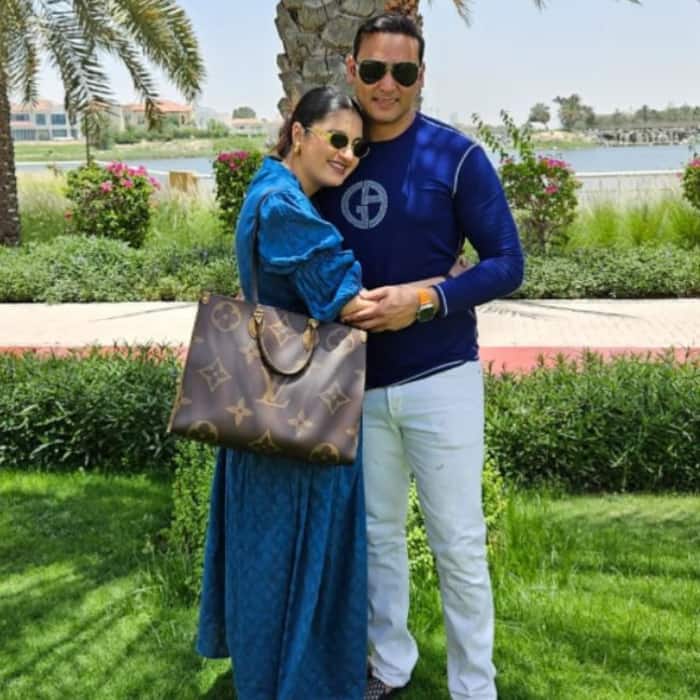 Meet Anam, beautiful younger sister of Sania Mirza, got divorced at ...