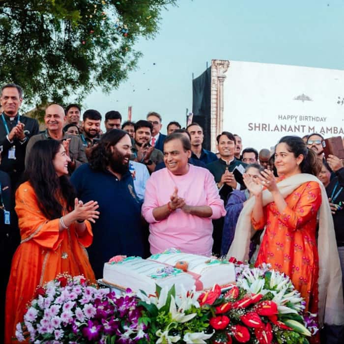 Anant Ambani s launches world s first integrated university