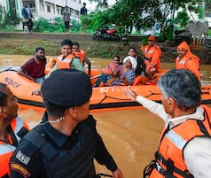 Andhra Pradesh Rains: Chandrababu Naidu Inspects Flood Affected Areas. See Photos Here