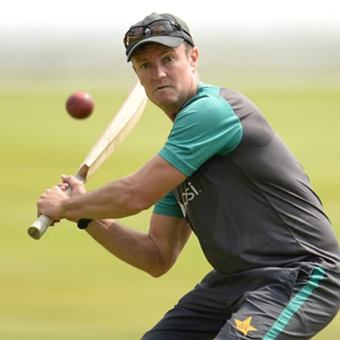 Andy Flower        43 Crore  Royal Challengers Bengaluru 