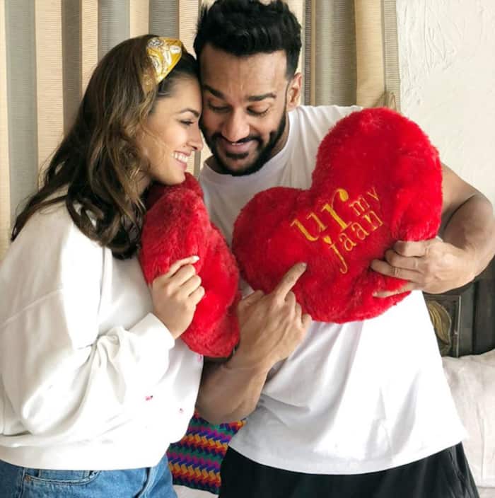 Anita And Rohit Looks Super Cute Together