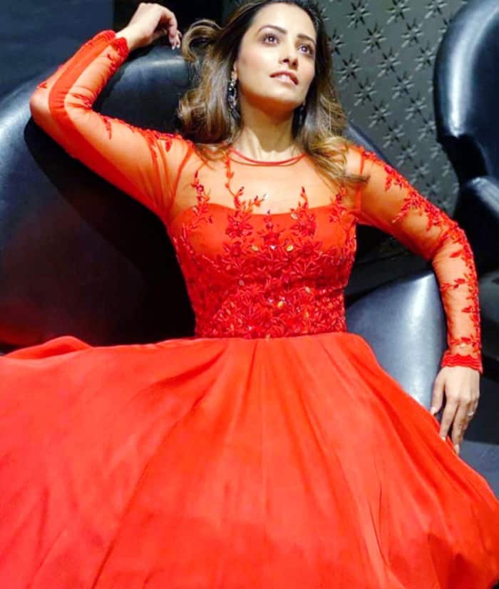 Anita Hassanandani Creating Storm on Social Media