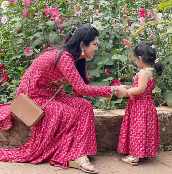 Ankita Bhargava and her daughter Mehr twinned in pink