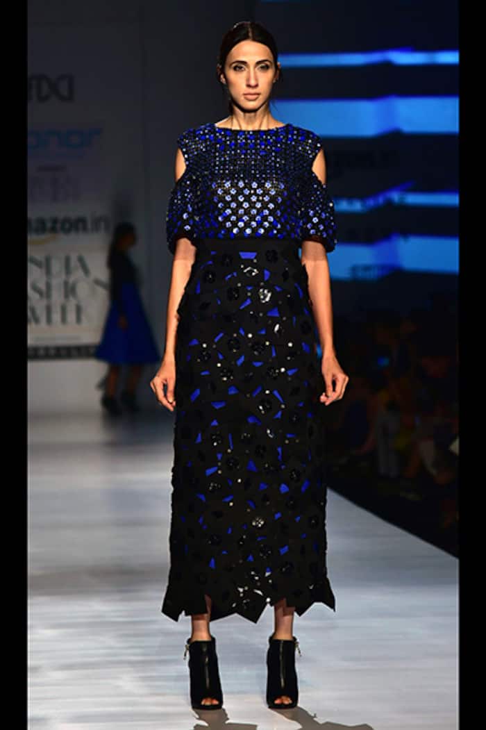 Another pone from Rina  Dhaka’s couture during AIFW Spring Summer collection 2017